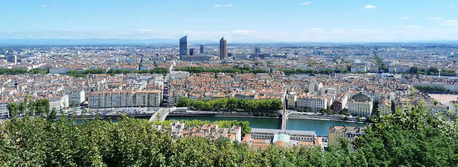 Panorama de Lyon, de la colline de Fourvière aux tours de la Part-Dieu